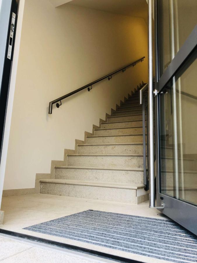 Sonniges Dg Apartment Nahe Bahnhof In グミュント・アム・テーガンゼー エクステリア 写真